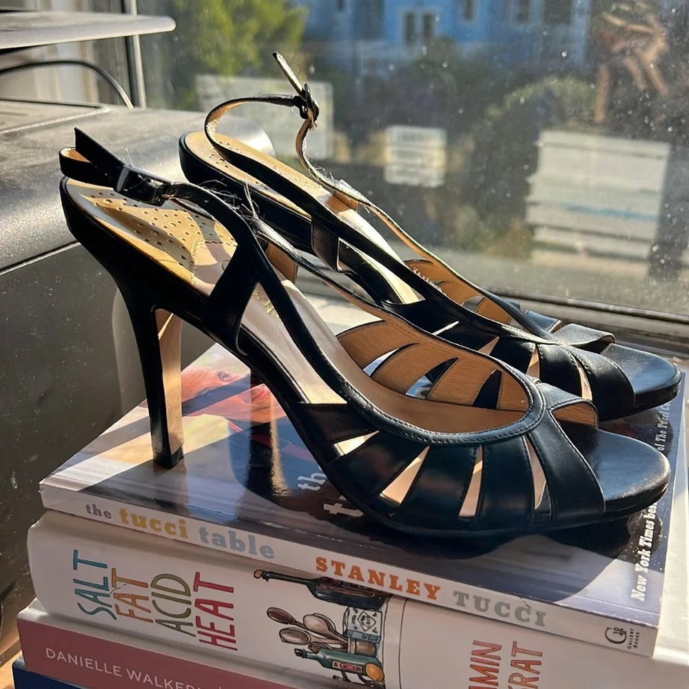 Cole Haan Heels - Picture 5 of 9